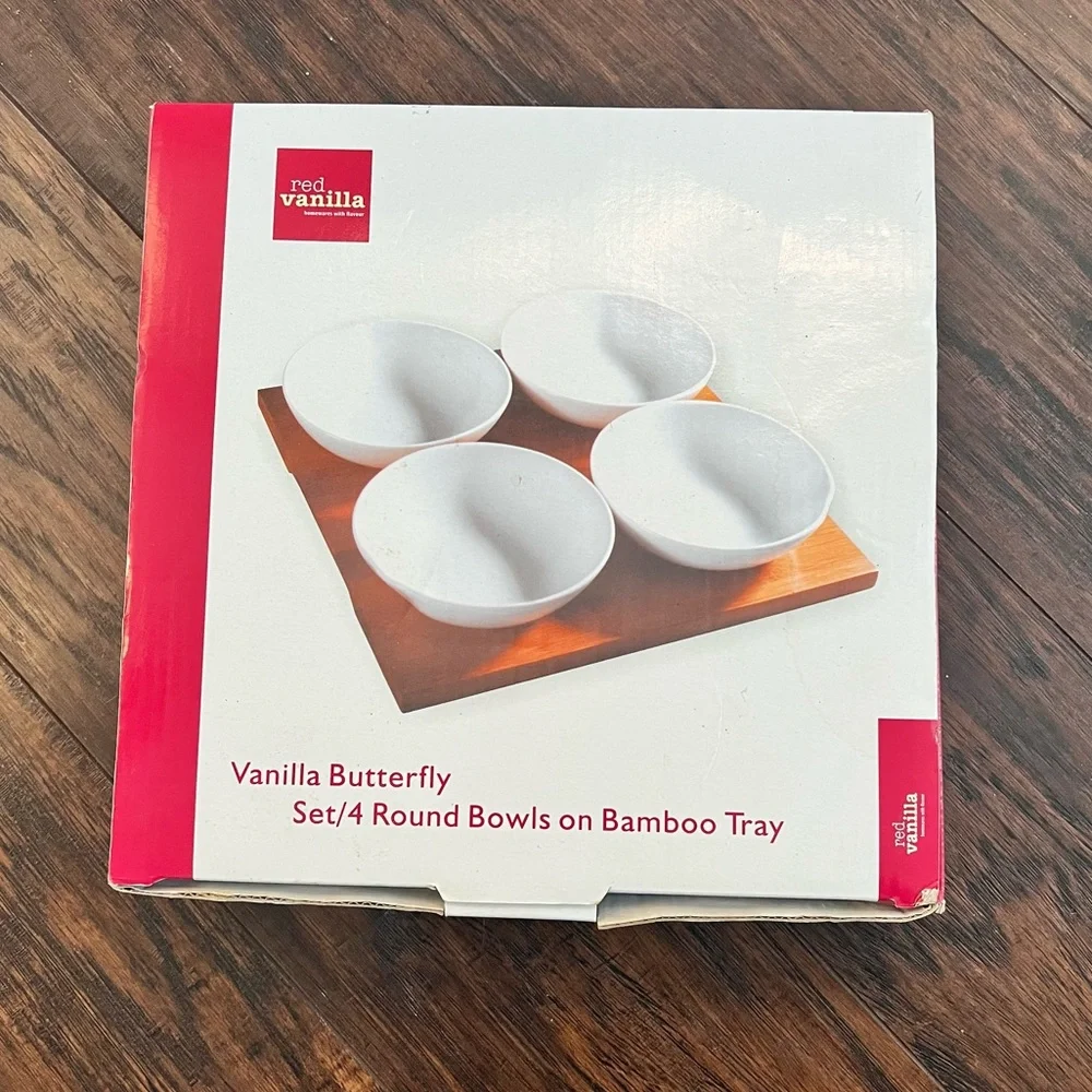 Red Vanilla butterfly set 4 condiment bowls and bamboo tray